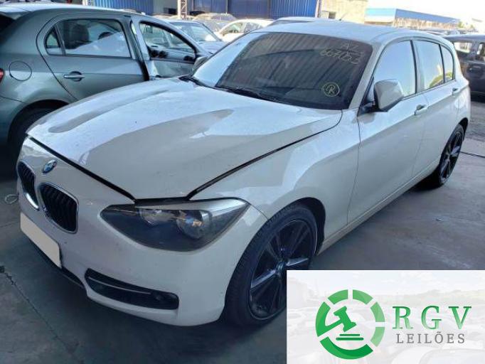 BMW 118I 13/13