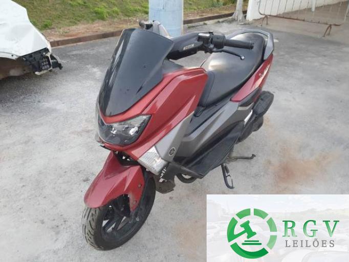 YAMAHA NMAX 19/19