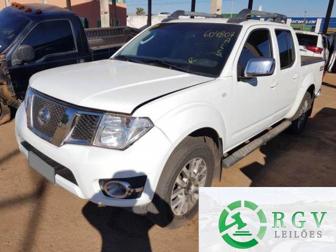 NISSAN FRONTIER CD 16/16