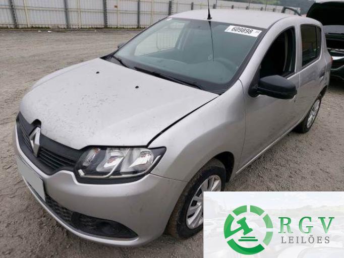 RENAULT SANDERO 18/18